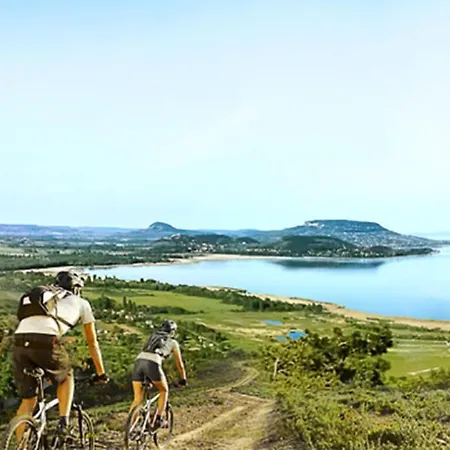 Bowery - Arnyas Vendeghazak - Jakuzzi Hasznalattal Appartement Balatonalmádi