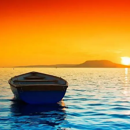 Bowery - Arnyas Vendeghazak - Jakuzzi Hasznalattal * Balatonalmadi