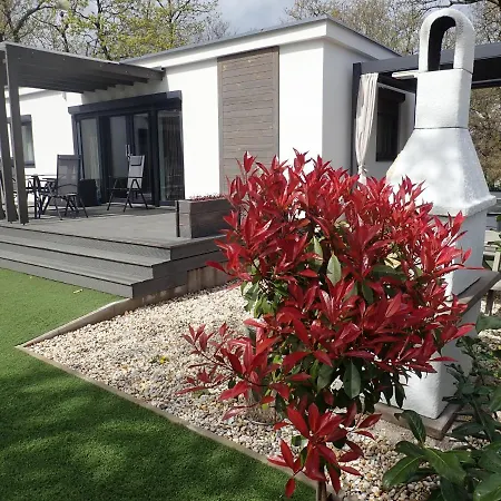 Bowery - Arnyas Vendeghazak - Jakuzzi Hasznalattal Apartment Balatonalmadi